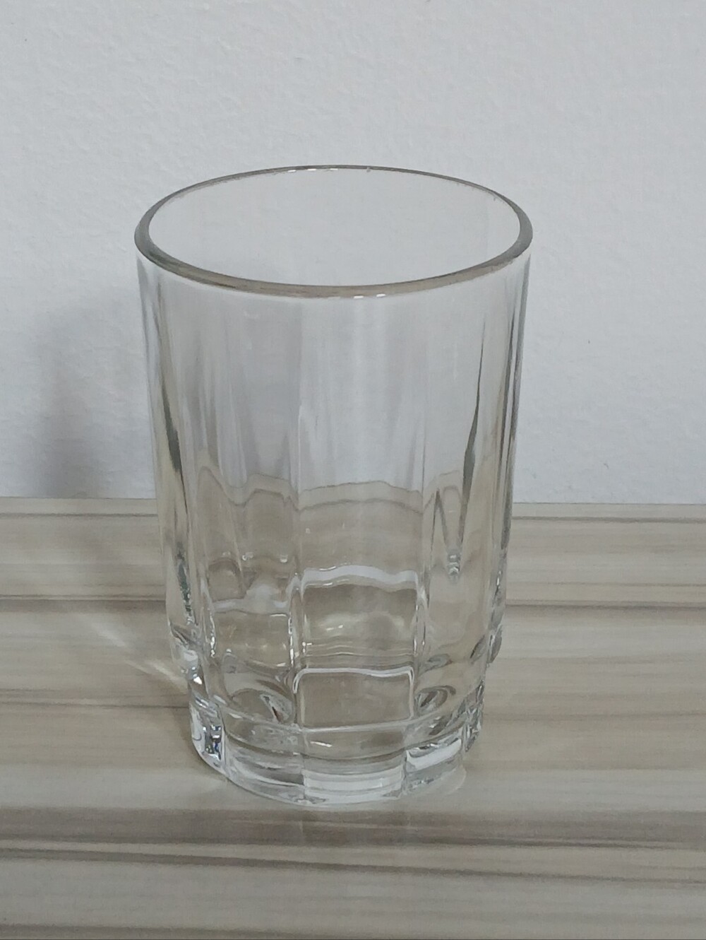 Vintage Clear Glass Juice Glasses Cups Set of 4 - Picture 10 of 15